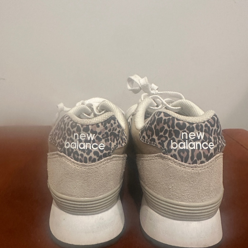 New Balance 515 Beige Leopard Print Classic Sneakers animal print - Picture 2 of 10
